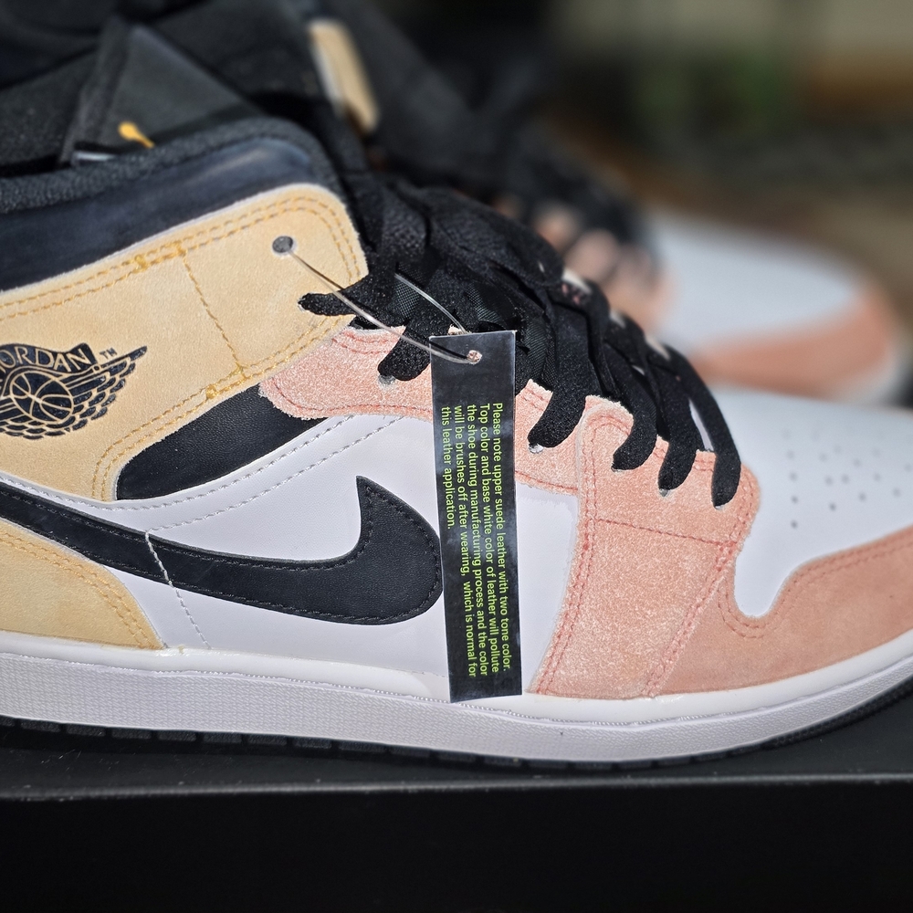 Nike Air Jordan 1 MID SE "Flight Club" Size 13 (Brand New W/ Box) - Picture 4 of 5